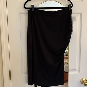 Treasure Bond black skirt with side ruching. NWT